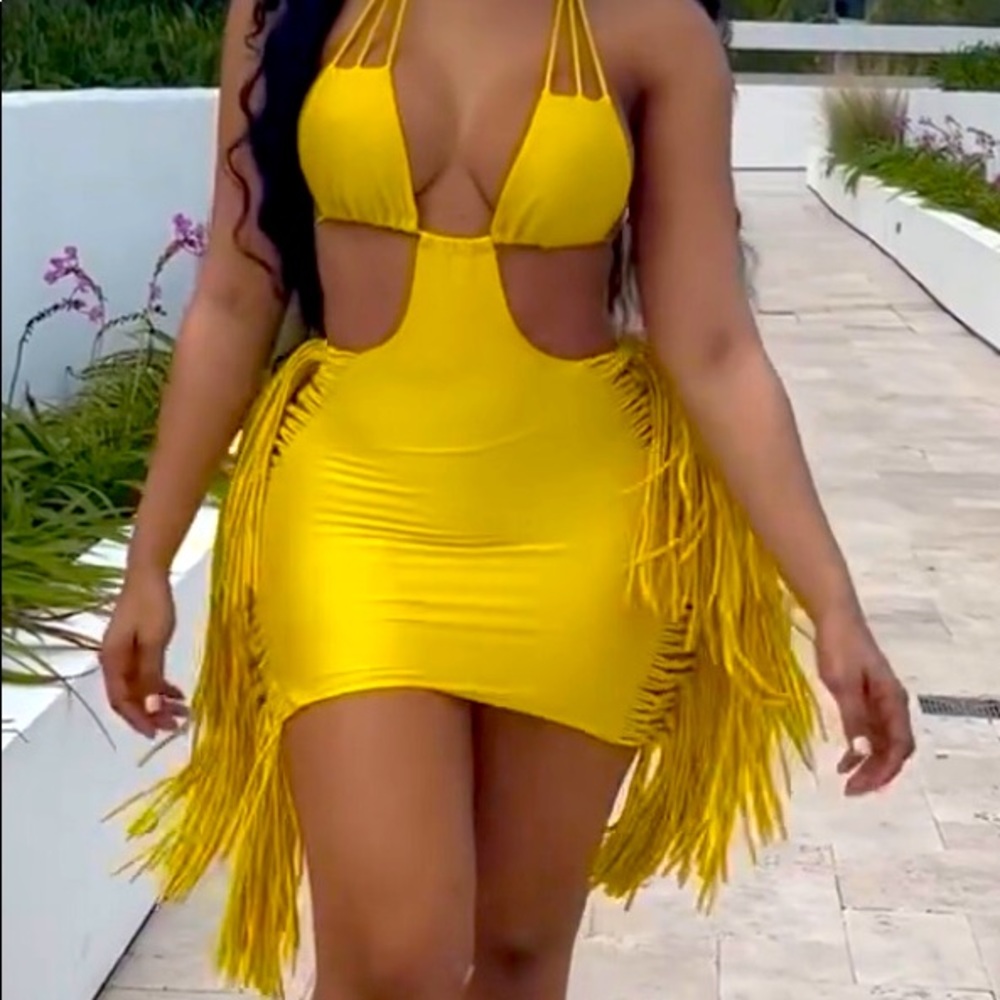 Sunny Tie-up Fringe Dress